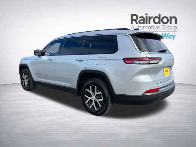 Used 2024 Jeep Grand Cherokee L Limited AWD/4WD image 5