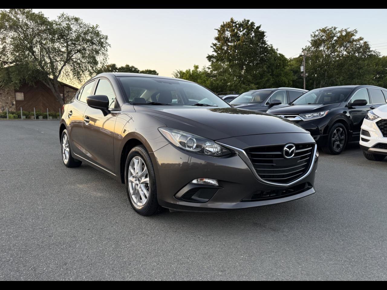 Used 2016 MAZDA MAZDA3 i Sport w/ Preferred Equipment Package FWD image 1