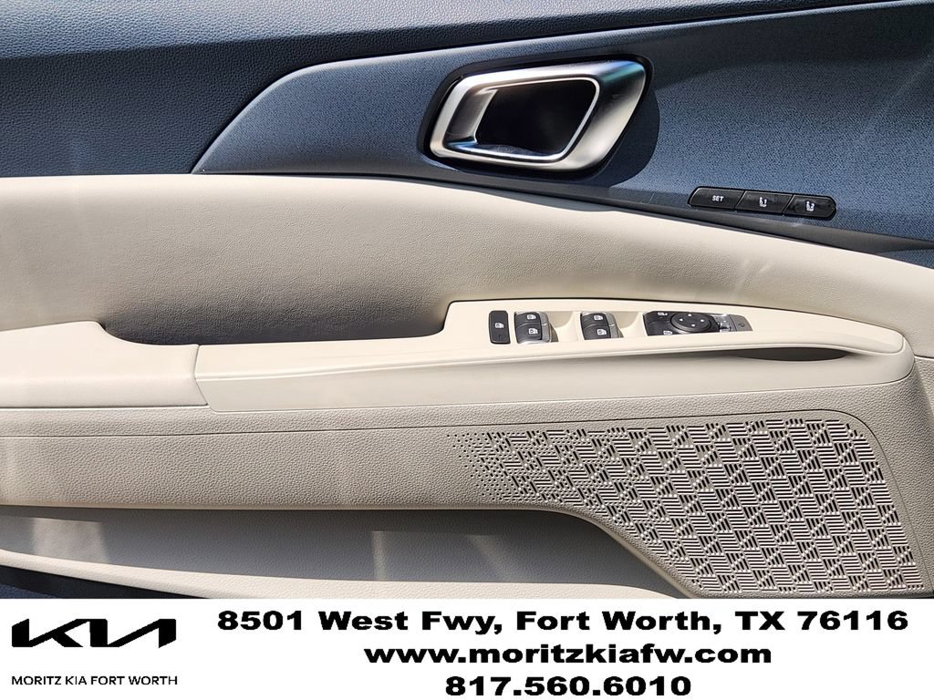 New 2026 Kia Carnival SX FWD image 16
