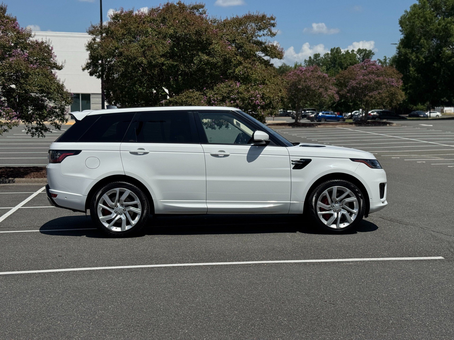 Used 2019 Land Rover Range Rover Sport Supercharged AWD/4WD image 14