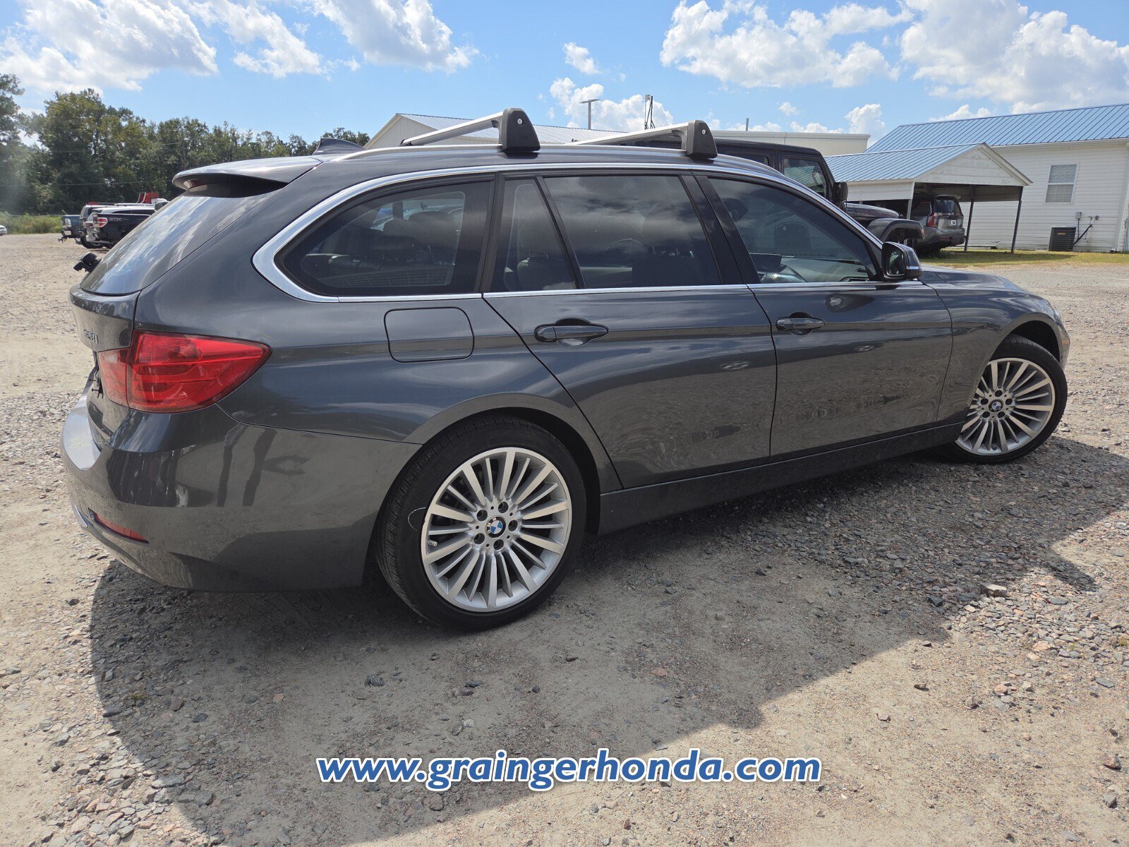 Used 2015 BMW 328i xDrive Wagon AWD/4WD image 5