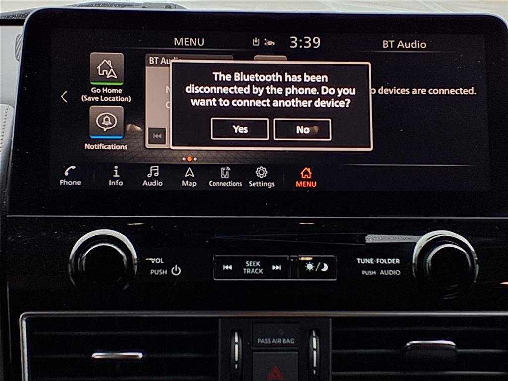 Used 2023 Nissan Armada SL w/ Captain's Chairs Package image 14