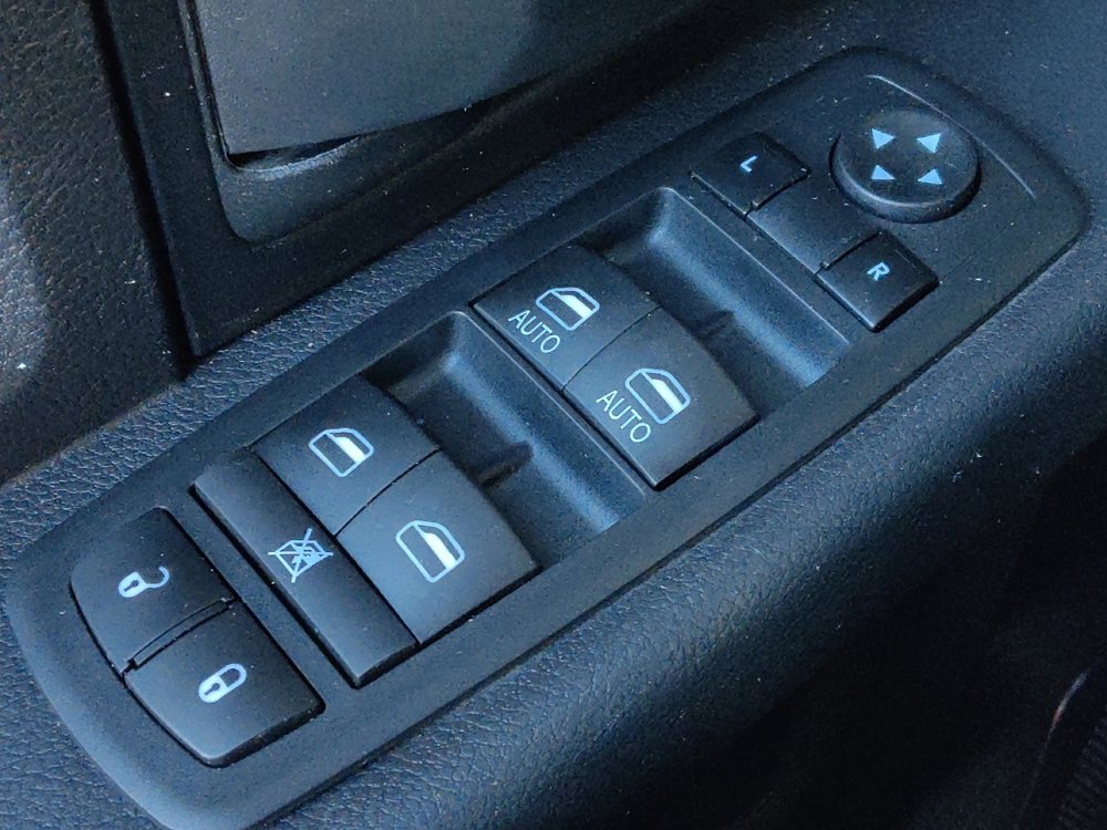 Used 2015 RAM 1500 Tradesman w/ Popular Equipment Group image 27