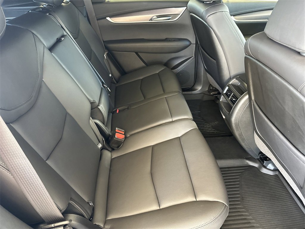New 2025 Cadillac XT5 Luxury w/ LPO, Floor Liner Package image 30