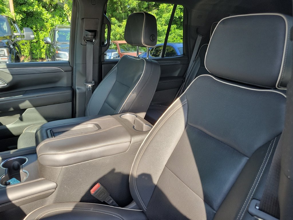 Used 2024 GMC Yukon SLT AWD/4WD image 27