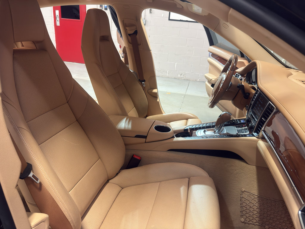 Used 2010 Porsche Panamera S RWD image 23