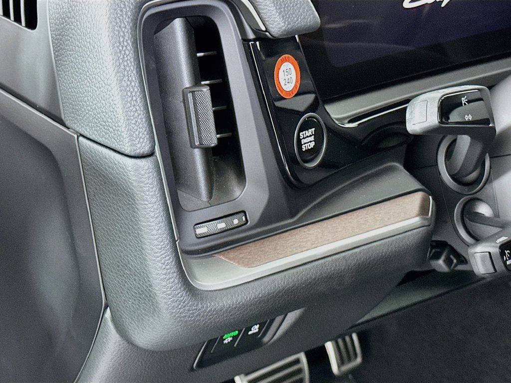 New 2026 Porsche Cayenne S AWD/4WD image 11