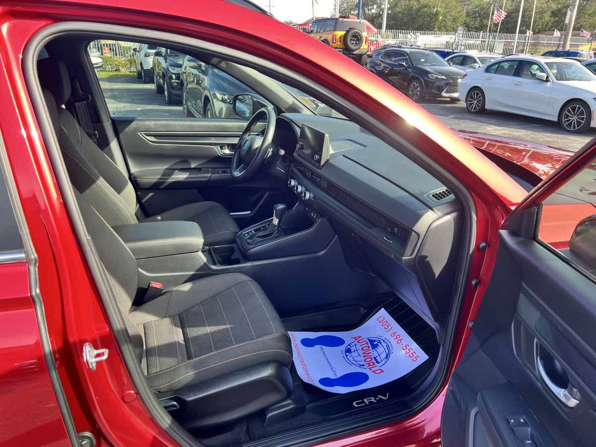 Used 2023 Honda CR-V Sport image 12