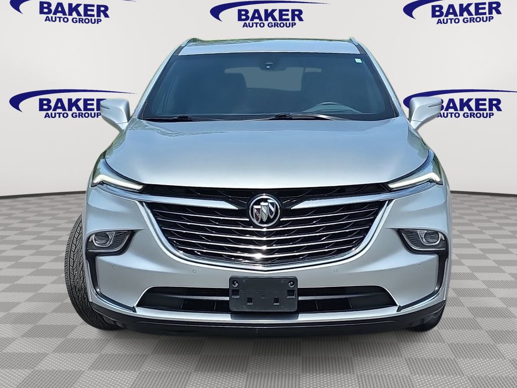 Used 2022 Buick Enclave Premium AWD/4WD image 2