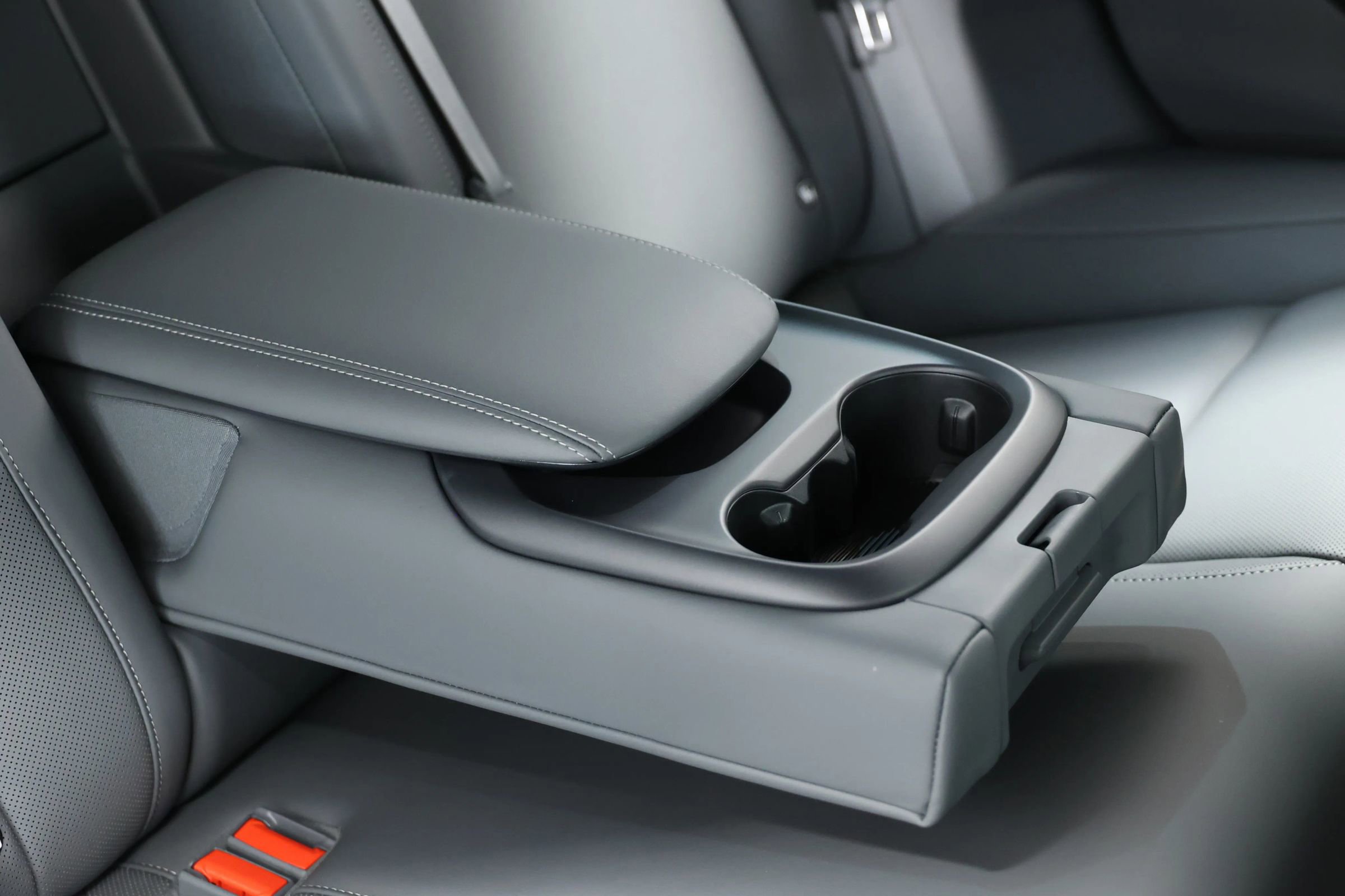 Used 2024 Lucid Air Pure image 74