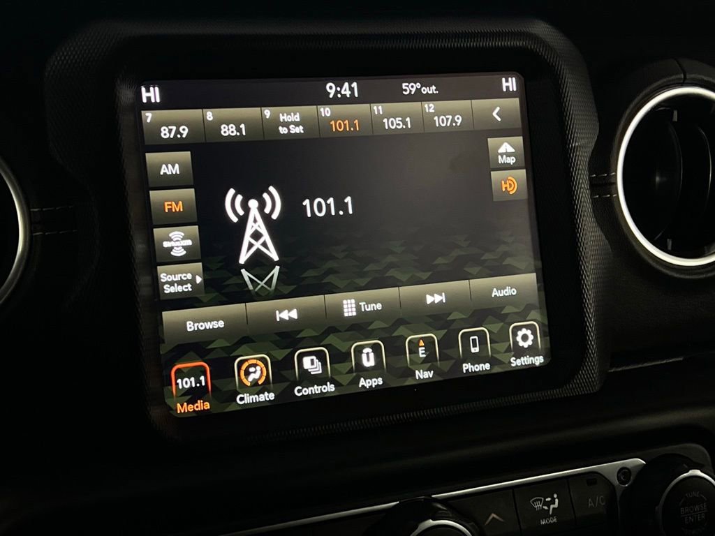 Used 2022 Jeep Gladiator Overland w/ Popular Equipment Package image 18