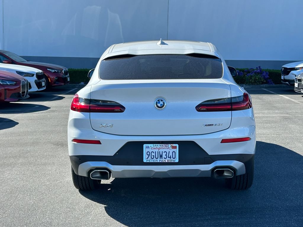 Used 2023 BMW X4 xDrive30i w/ Convenience Package AWD/4WD image 4