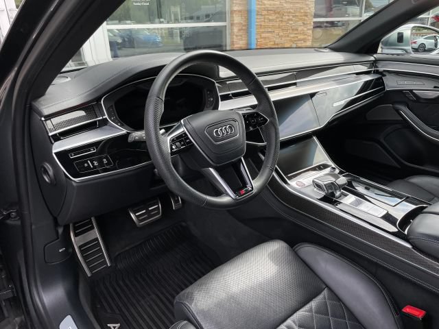 Used 2023 Audi S8 w/ S8 Executive Package AWD/4WD image 2
