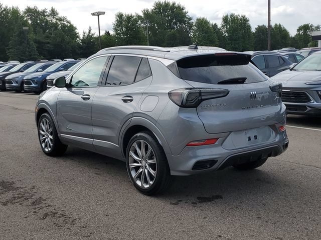 Used 2024 Buick Encore GX Avenir w/ Avenir Convenience Package AWD/4WD image 4