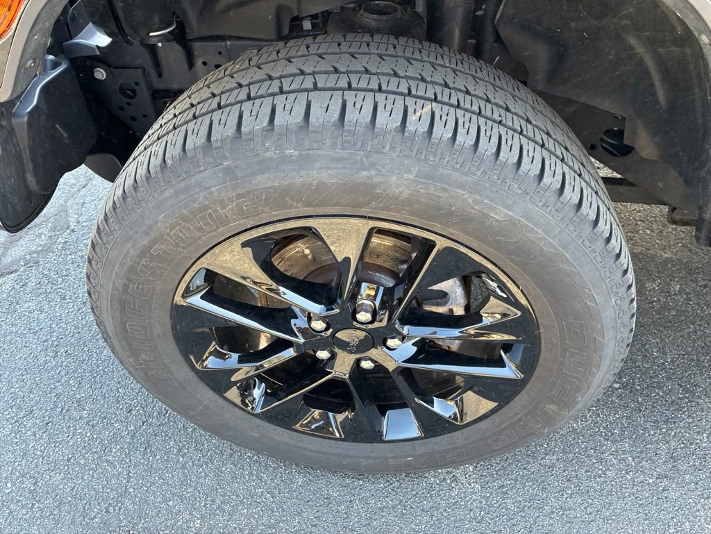 Used 2023 Jeep Gladiator Overland AWD/4WD image 12