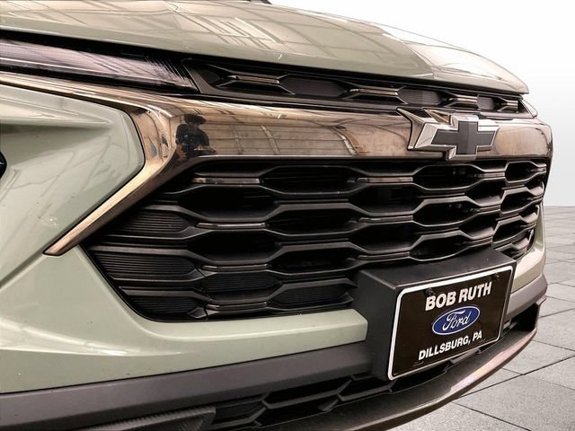 Used 2024 Chevrolet TrailBlazer ACTIV w/ Driver Confidence Package AWD/4WD image 29