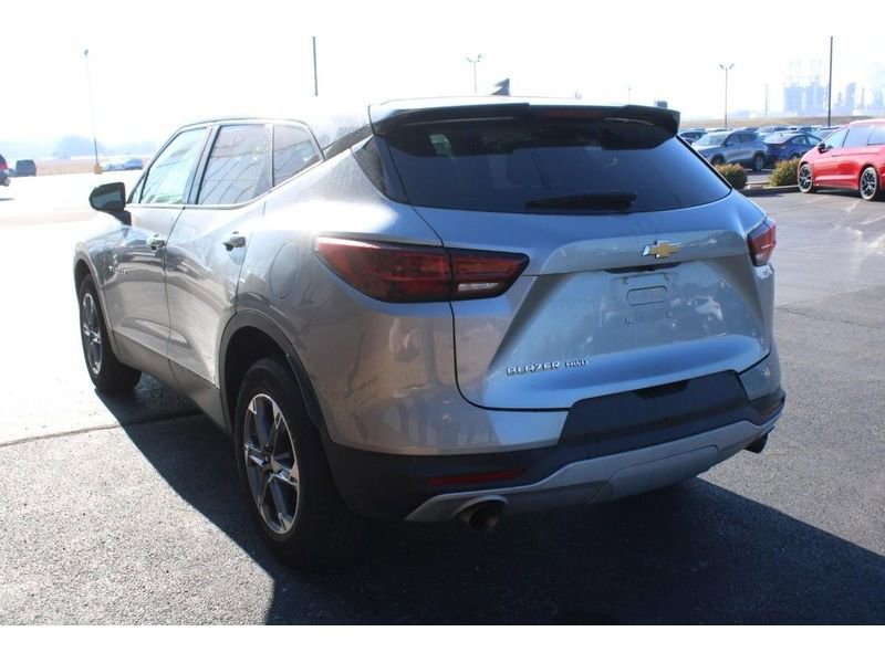 Used 2025 Chevrolet Blazer LT image 6