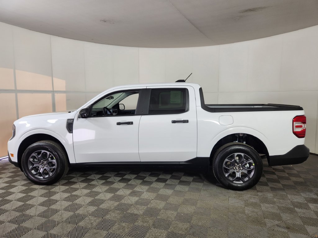 New 2026 Ford Maverick XLT w/ XLT Luxury Package AWD/4WD image 4