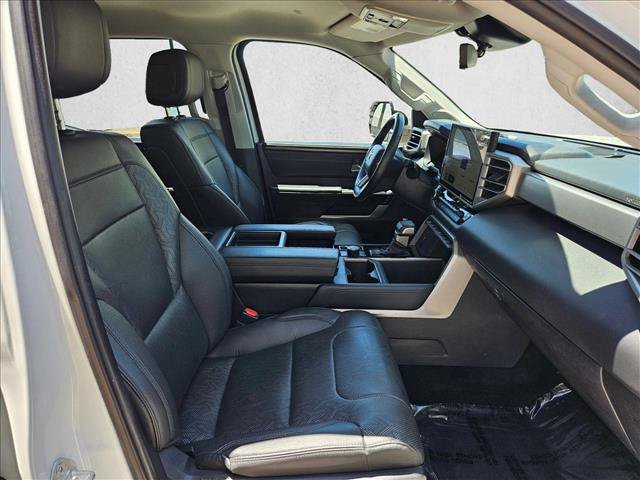 Used 2024 Toyota Tundra Limited AWD/4WD image 25