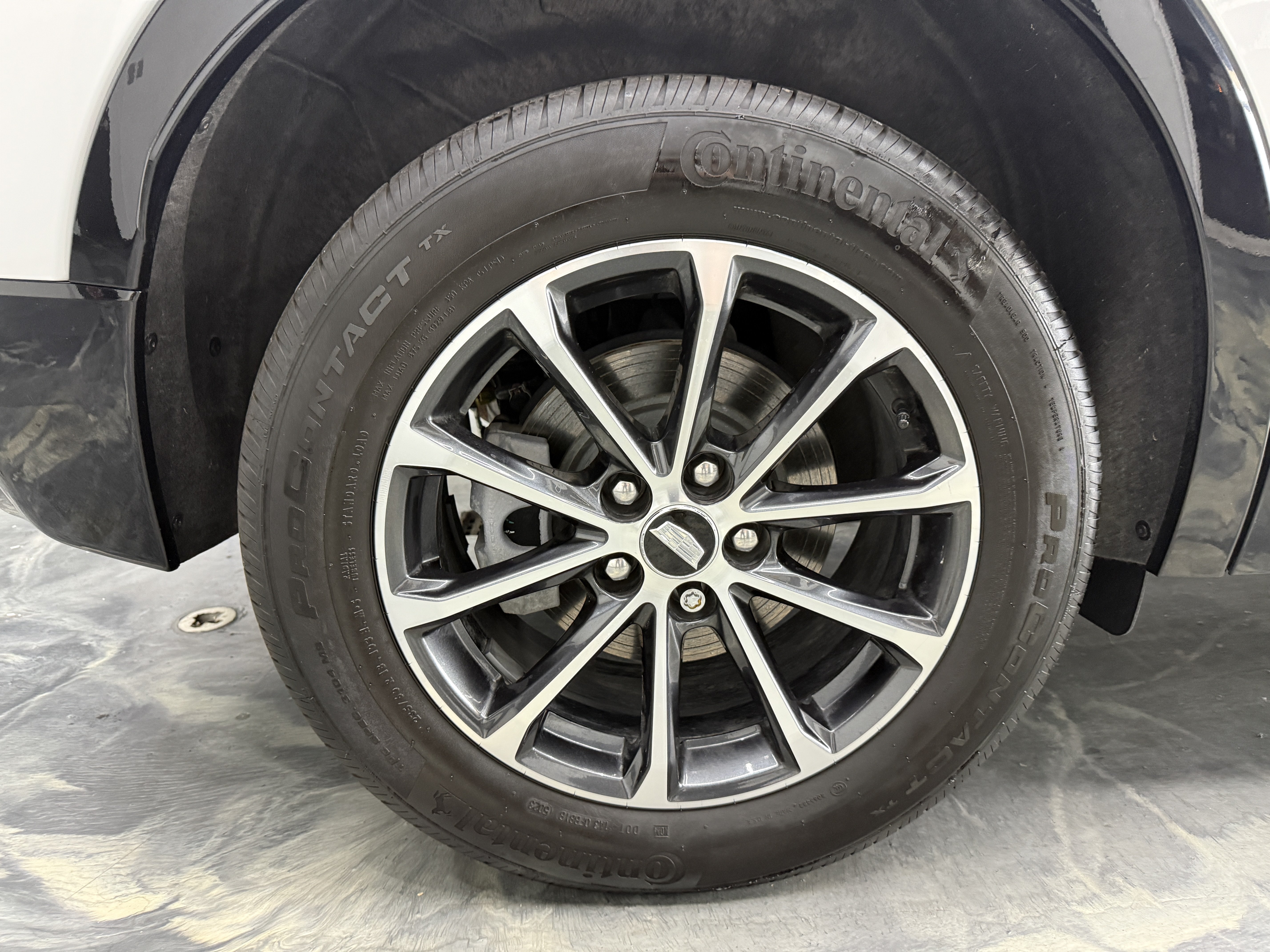 Used 2024 Cadillac XT4 Sport AWD/4WD image 28