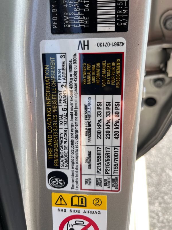 Used 2017 Toyota Avalon Limited w/ All Weather Liner Package FWD image 28