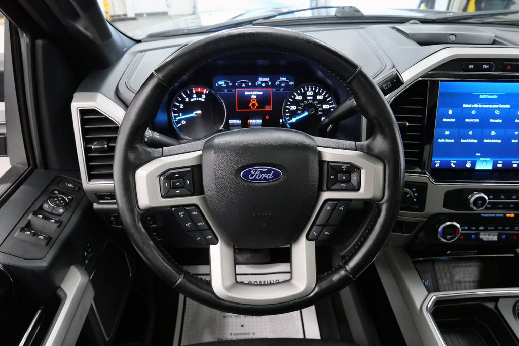 Used 2022 Ford F250 Lariat w/ Black Appearance Package AWD/4WD image 25