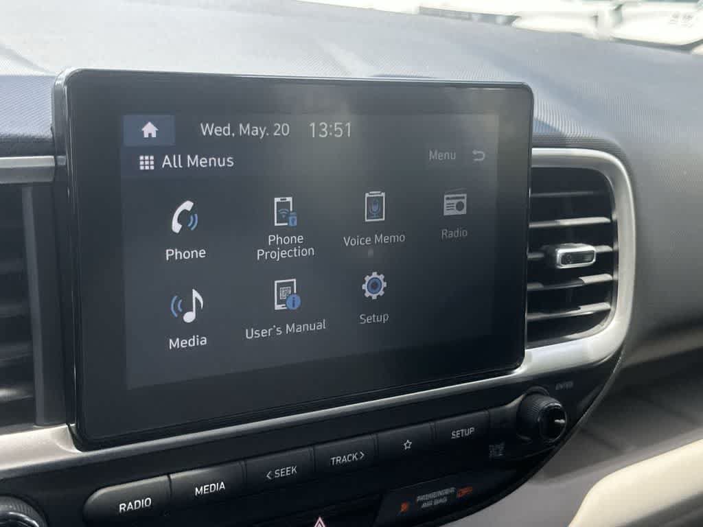Used 2025 Hyundai Venue SEL FWD image 25