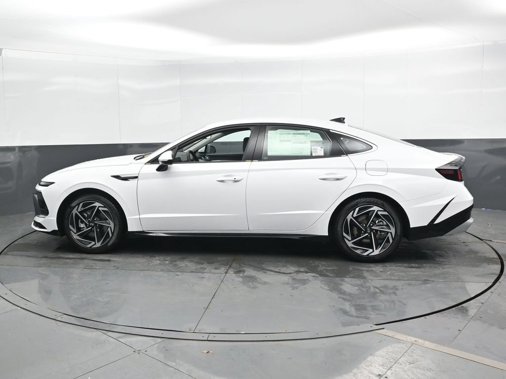 New 2026 Hyundai Sonata SEL AWD/4WD image 8