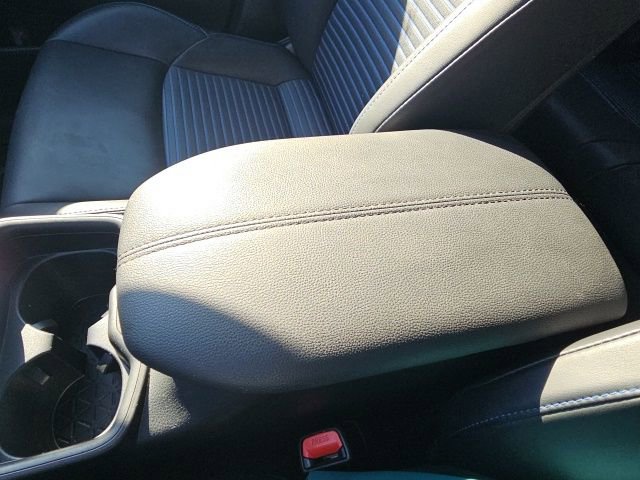 Used 2020 Toyota RAV4 XSE w/ XSE Grade Weather Package image 31