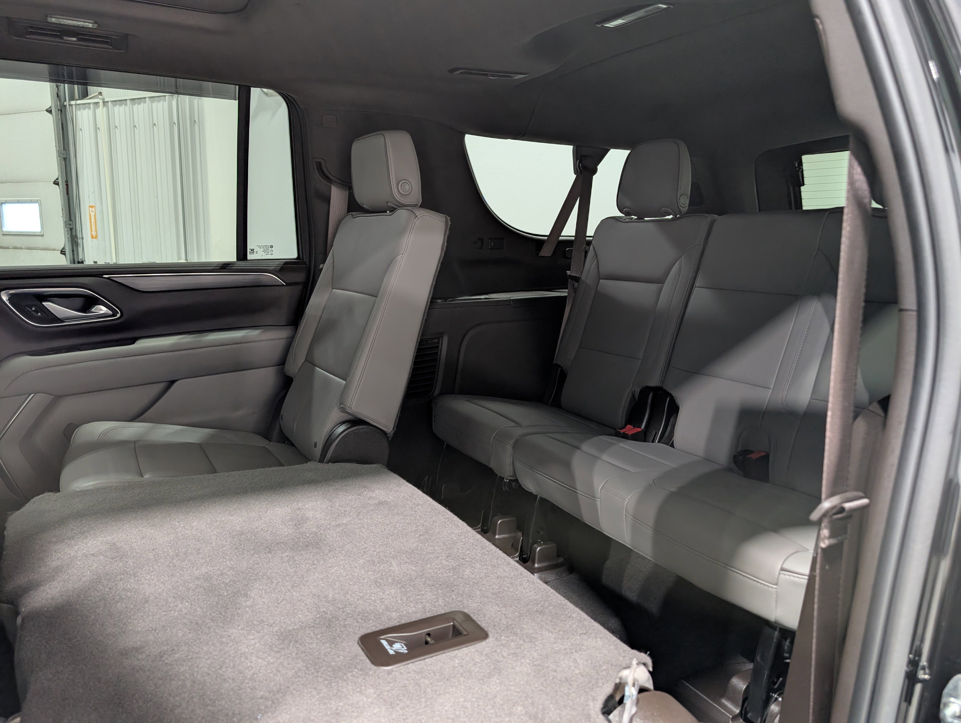 Used 2022 GMC Yukon XL SLT w/ SLT Luxury Package image 19