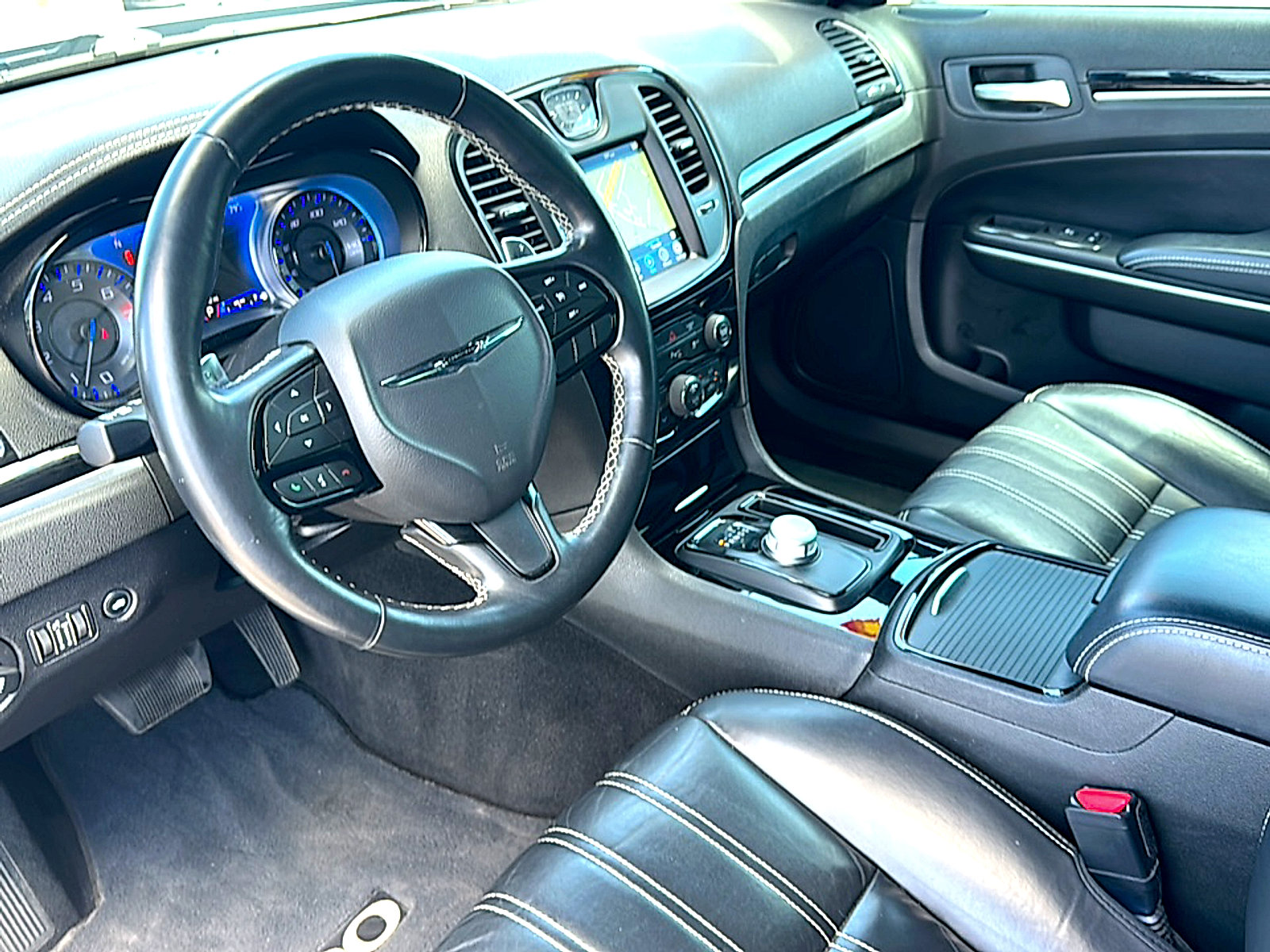 Used 2022 Chrysler 300 S image 12