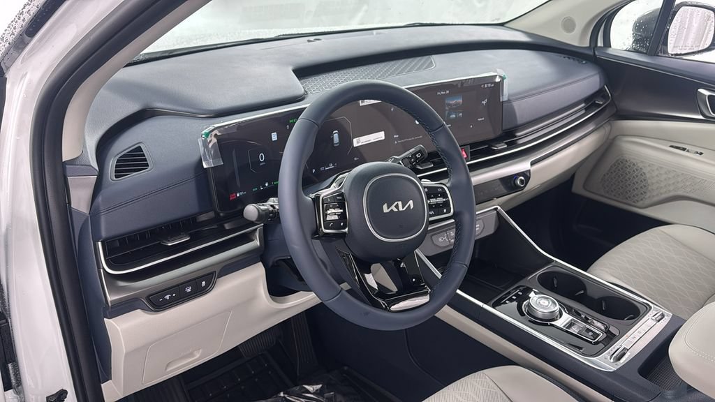 New 2026 Kia Carnival SX w/ SX Dark Edition Package FWD image 38