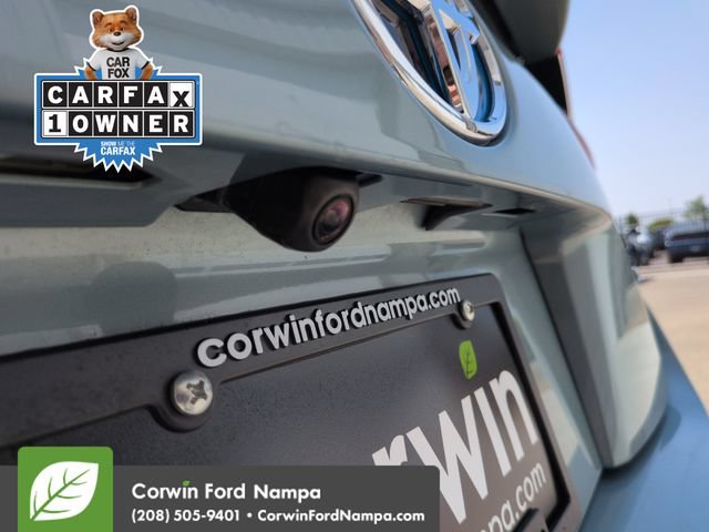 Used 2022 Toyota Prius XLE w/ Advanced Technology Package AWD/4WD image 31