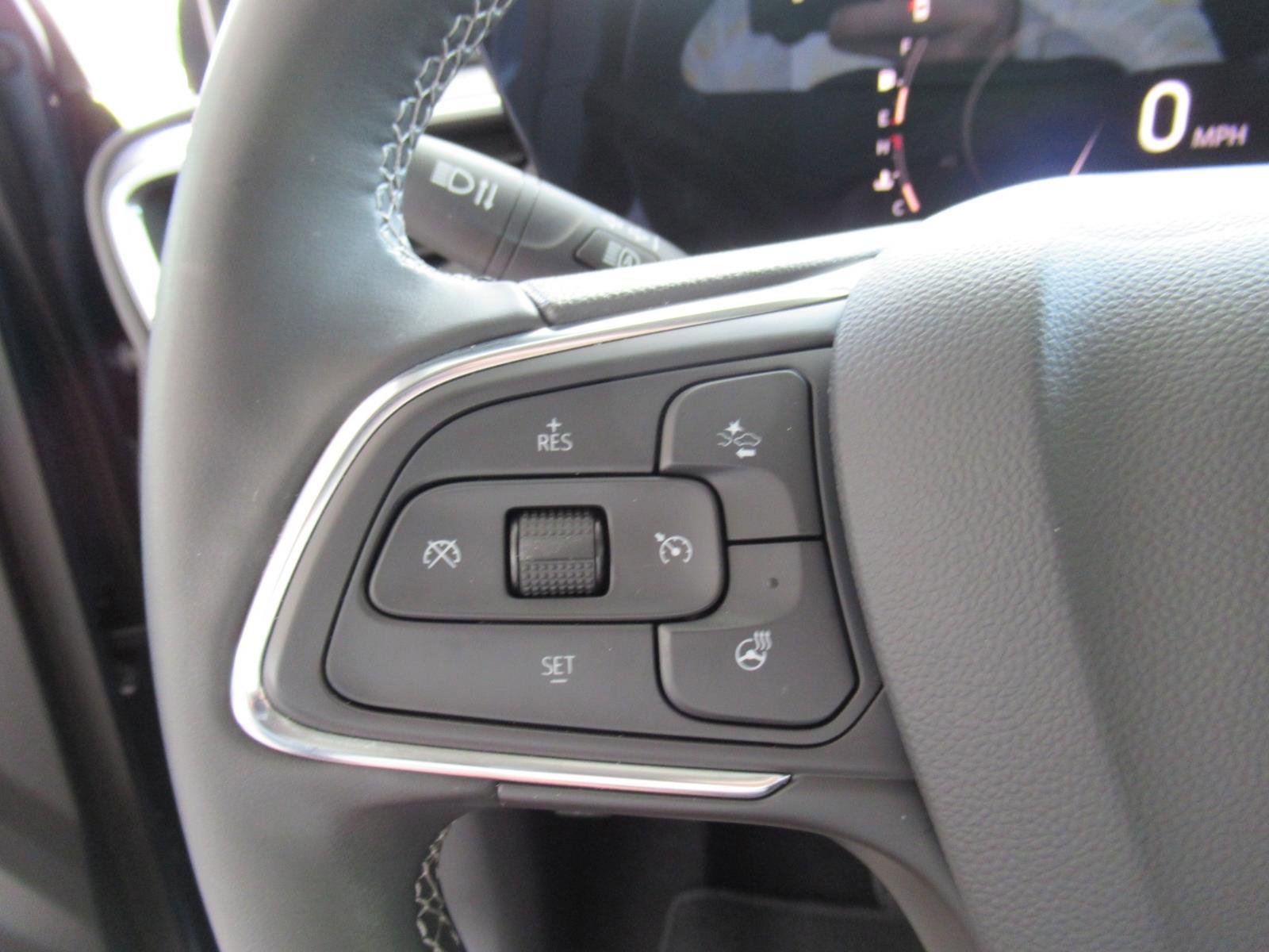 Used 2026 Buick Encore GX Avenir w/ Avenir Technology Package FWD image 22