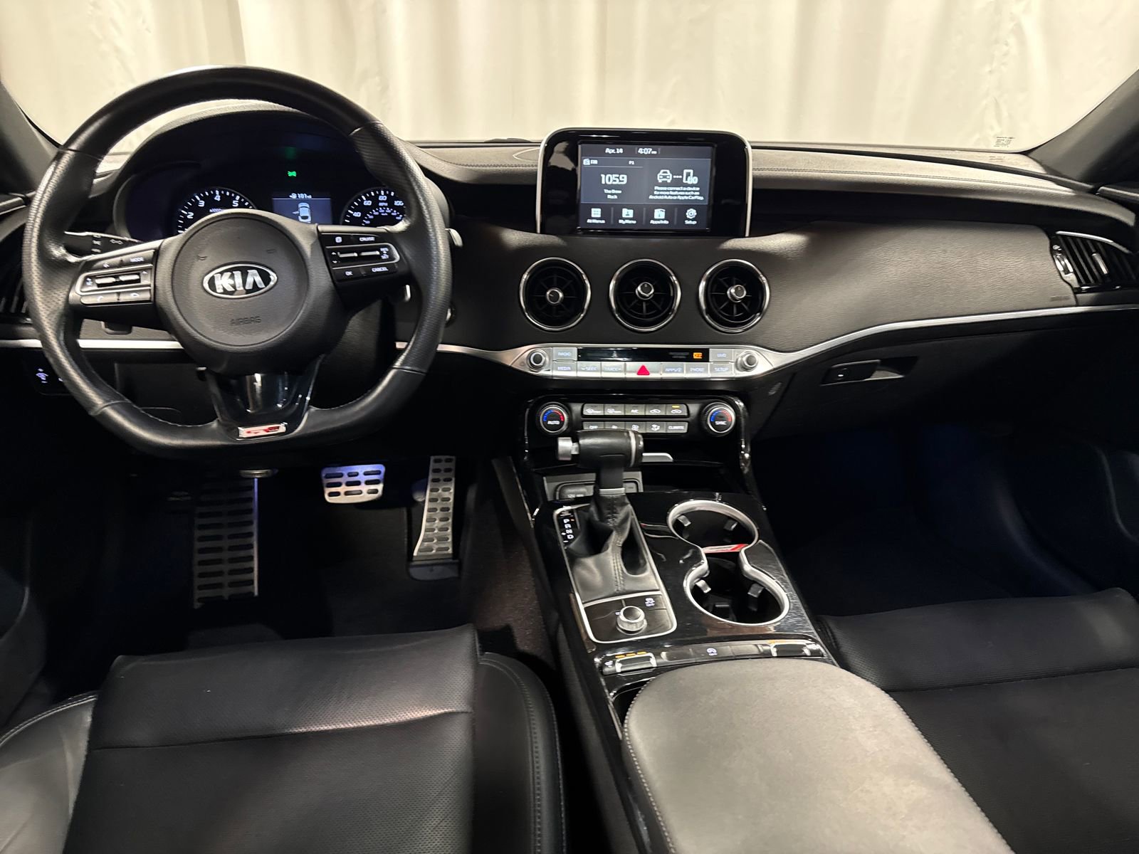 Used 2020 Kia Stinger GT-Line RWD image 4