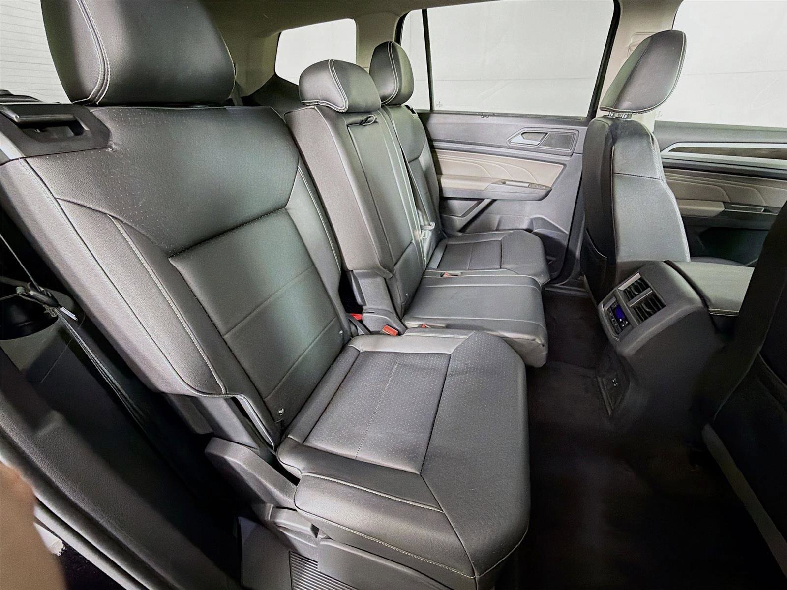 Used 2023 Volkswagen Atlas SE w/ Panoramic Sunroof Package AWD/4WD image 29