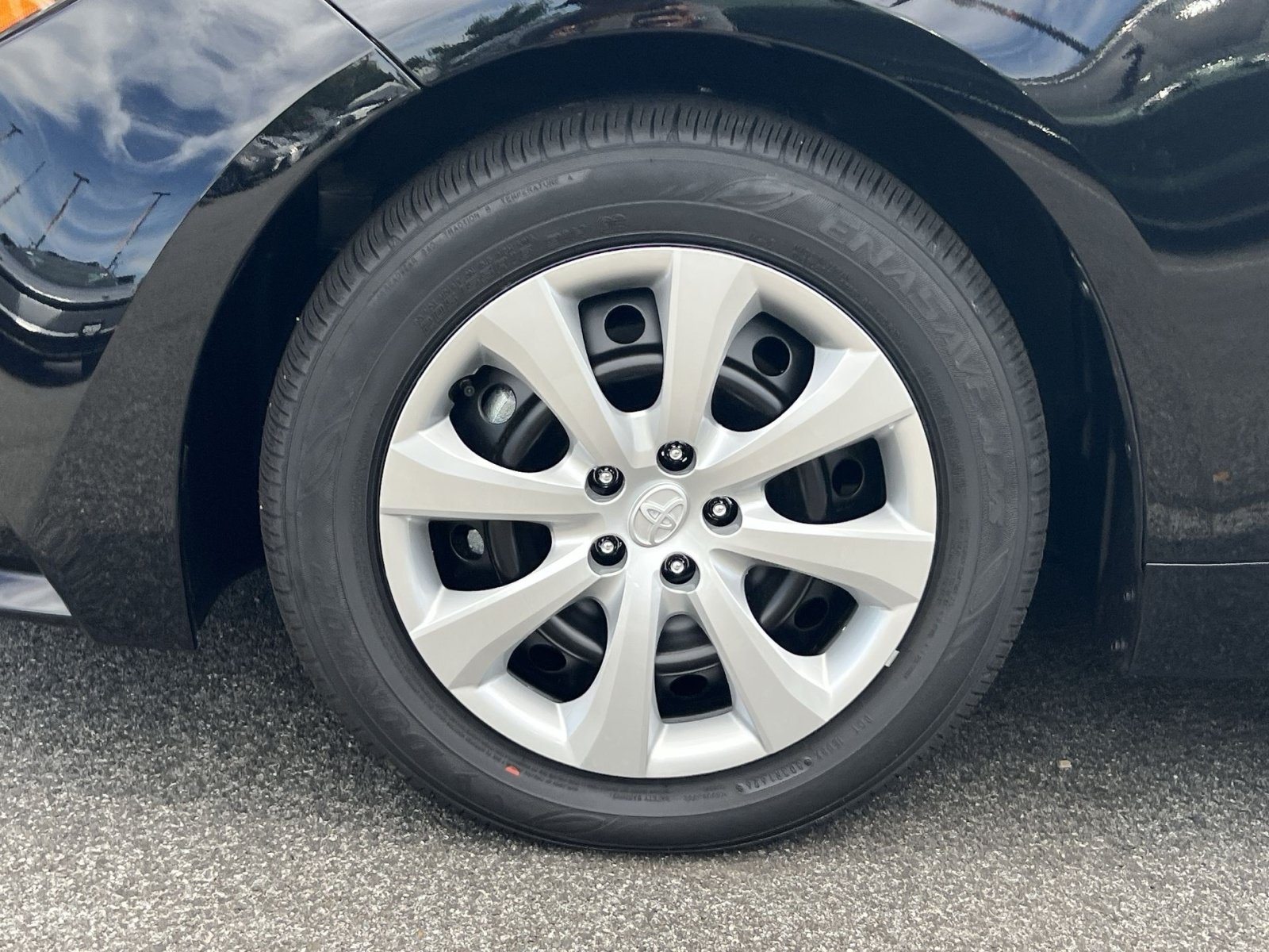 New 2026 Toyota Corolla LE FWD image 5