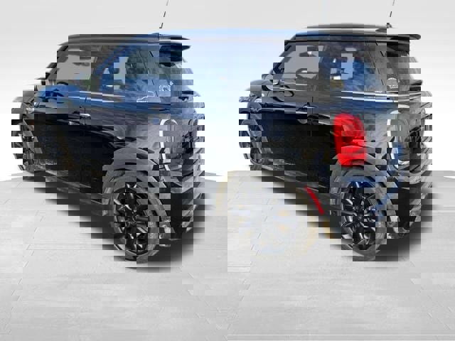 Used 2016 MINI Cooper S image 3