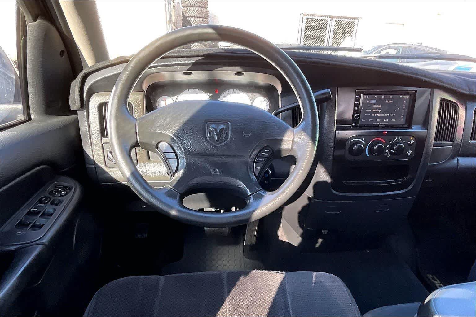 Used 2003 Dodge Ram 1500 Truck 2WD Quad Cab image 14