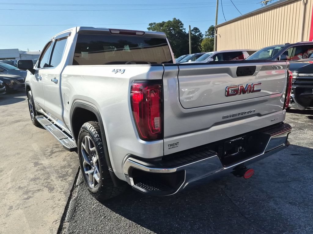 Used 2022 GMC Sierra 1500 SLT w/ SLT Premium Package AWD/4WD image 2