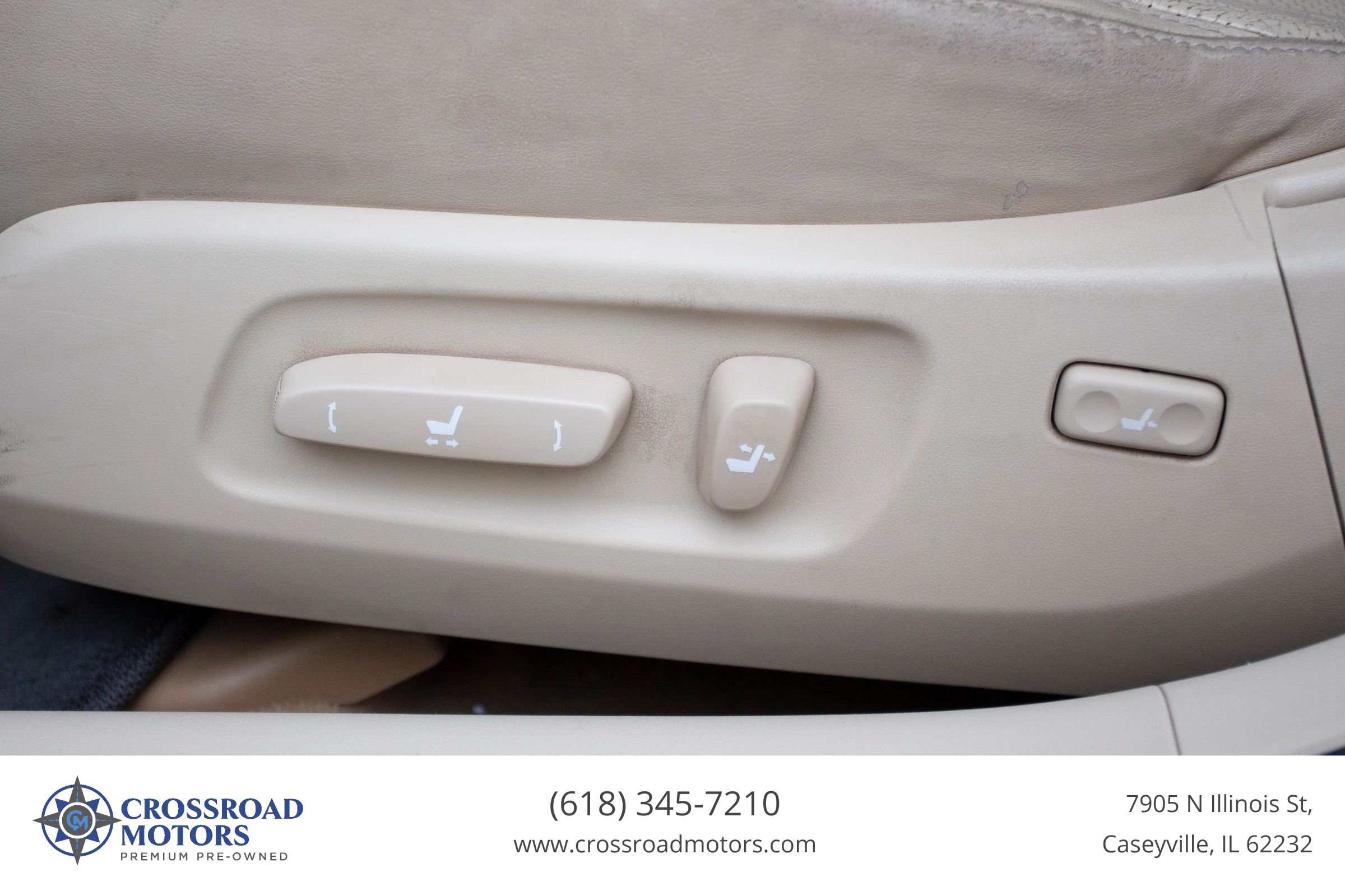 Used 2010 Lexus ES 350 w/ Preferred Accessory Package FWD image 16