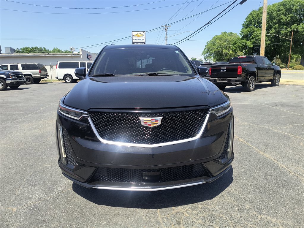 Used 2020 Cadillac XT6 Sport w/ Platinum Package AWD/4WD image 8
