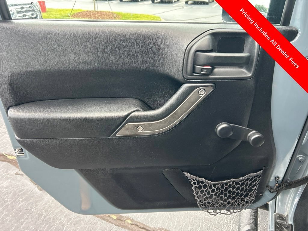 Used 2014 Jeep Wrangler Sport AWD/4WD image 3