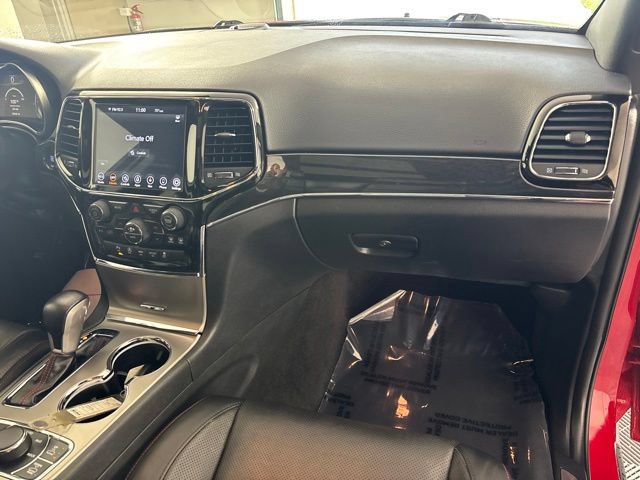 Used 2021 Jeep Grand Cherokee Trailhawk w/ Trailhawk Luxury Group AWD/4WD image 37