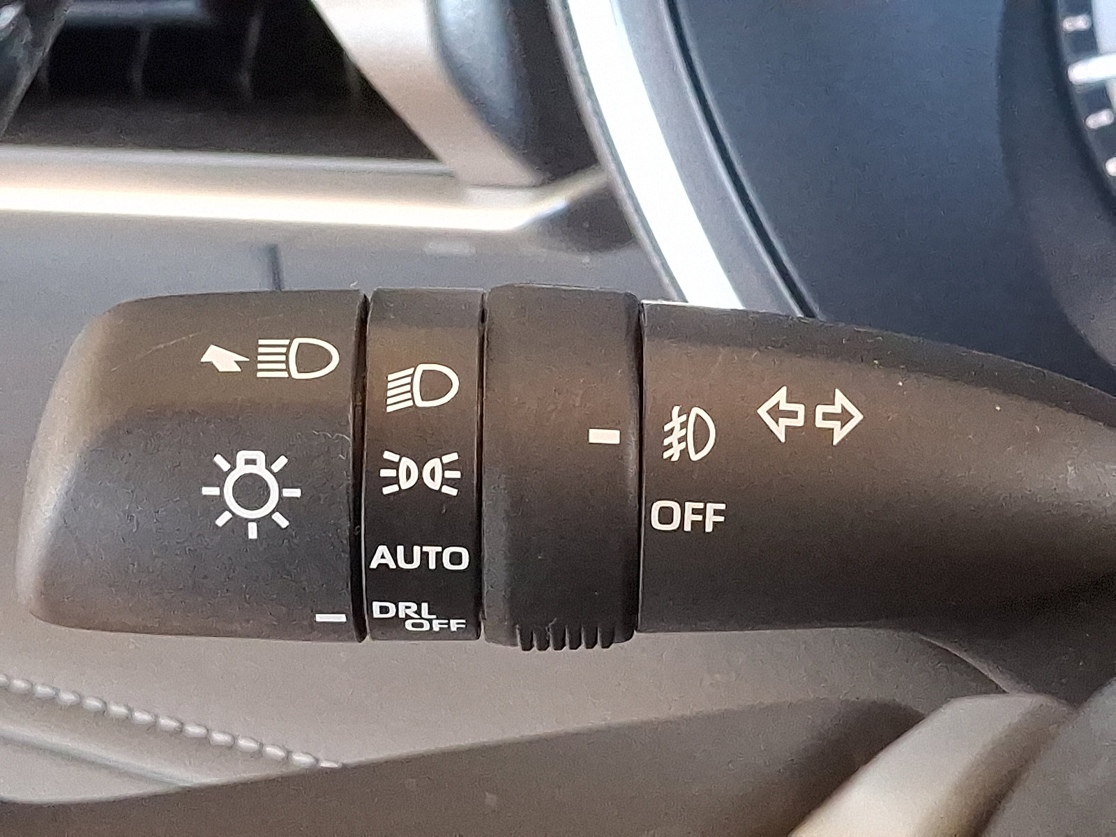 Certified 2025 Toyota Highlander XLE image 26