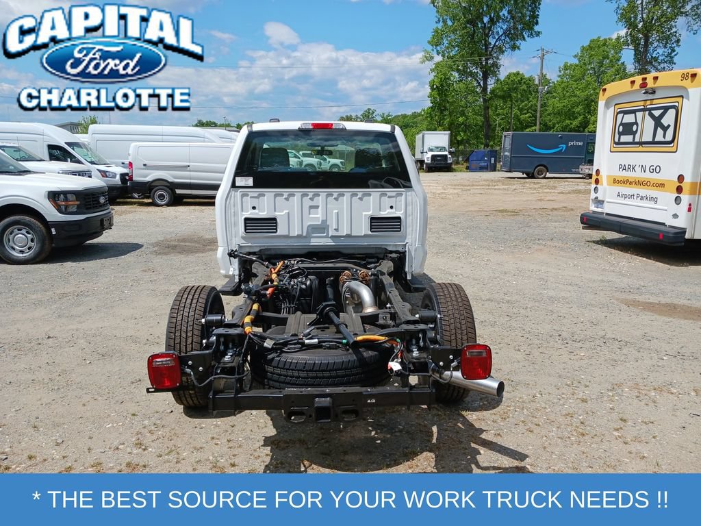 New 2026 Ford F250 XL w/ XL Chrome Package RWD image 4