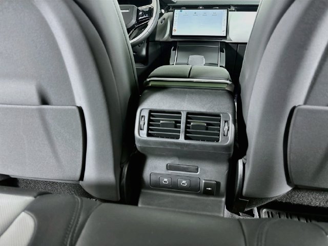 Used 2024 Land Rover Range Rover Velar Dynamic SE AWD/4WD image 25