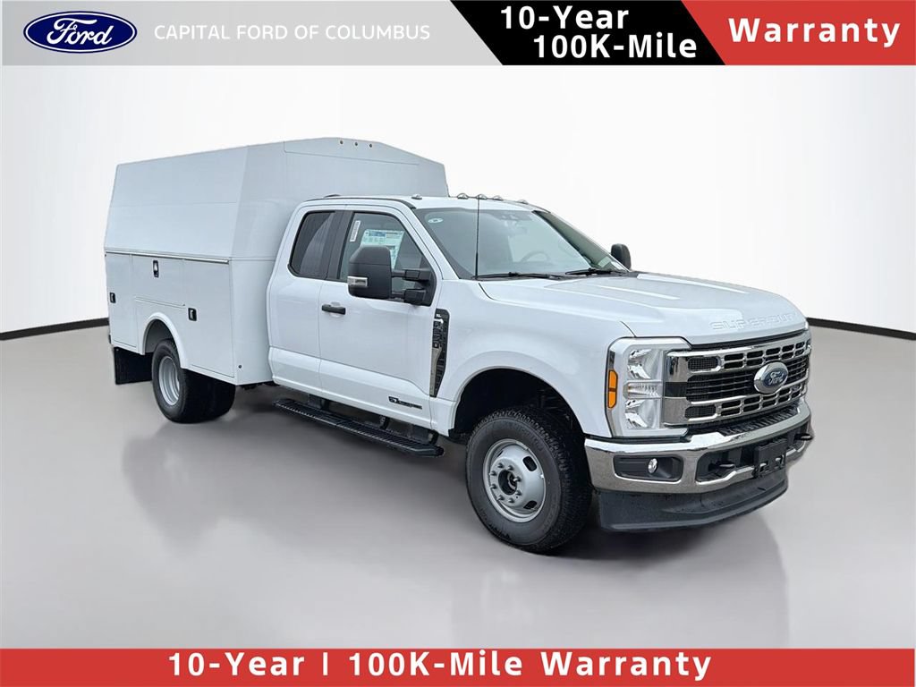 New 2026 Ford F350 XL w/ XL Chrome Package AWD/4WD image 2