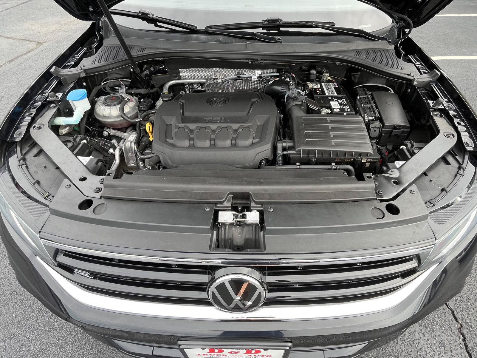 Used 2022 Volkswagen Tiguan SE R-Line AWD/4WD image 23