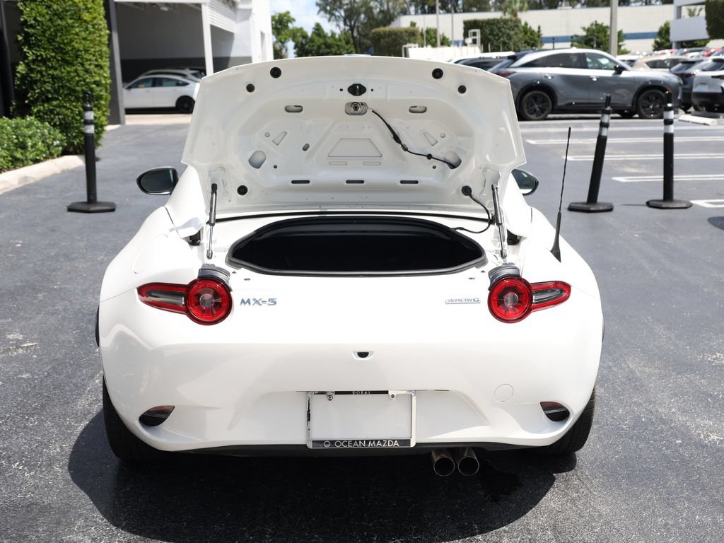 Certified 2025 MAZDA MX-5 Miata RF Grand Touring w/ Weather Package RWD image 8